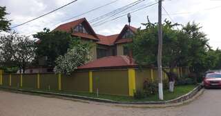 Гостевой дом Vila Mugur Доуэ-Май Стандартный двухместный номер с 1 кроватью-1